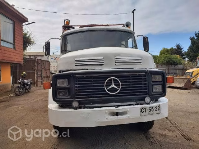 Camion aljibe mb 1926