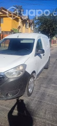 Camioneta DOKKER