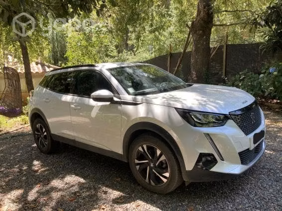Peugeot 2008 allure pack blue hdi 1.5 aut, año 202