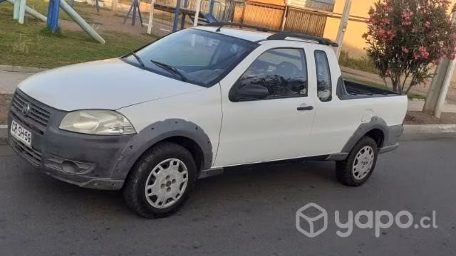 Fiat strada 2010