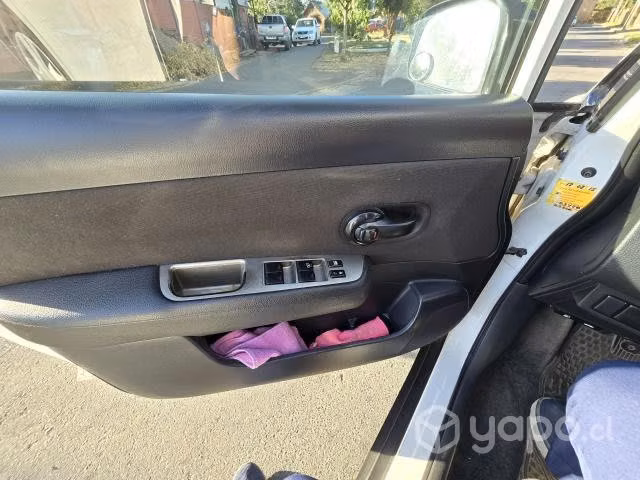 Vendo Nissan Tiida 2011