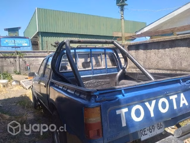 Se vende camioneta, toyota
