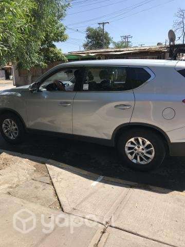 Vendo camioneta Ssangyong impecable