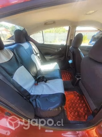 Se vende Nissan versa - Imagen 4