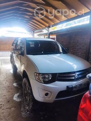 Mitsubishi l200 katana