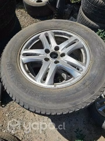 Llanta hyundai santa fe 2011