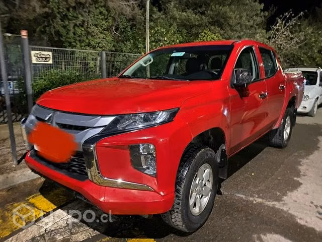 Camioneta Mitsubishi
