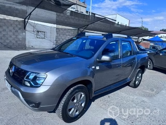 Vendo camioneta 4x4 año 2021 ranault oroch 2.0