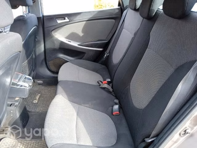 Hyundai Accent 1.4 RB - Imagen 10