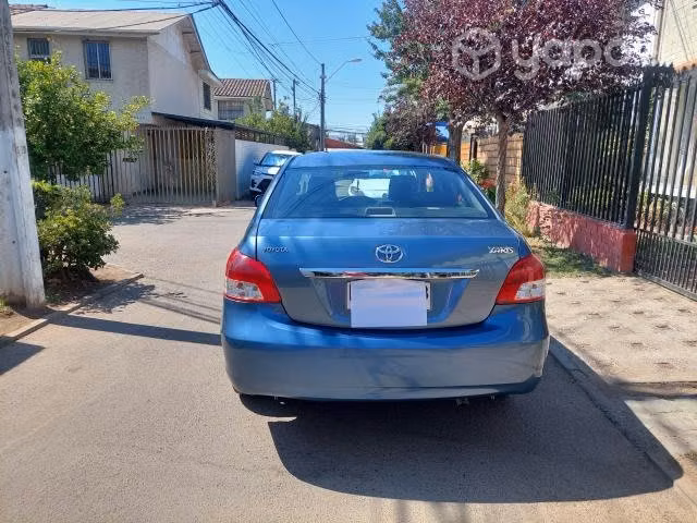 Toyota yaris 2009