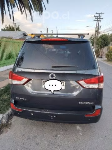 Ssangyong stavic 2014