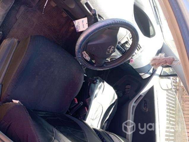 Toyota Yaris SPORT XLi 1.3 - Imagen 3