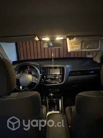 Mitsubishi new Outlander 2020