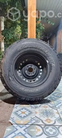 Neumático Dunlop 255 70 R16