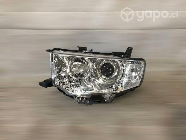 Foco optico LH Mitsubishi Montero sport 2010 2013