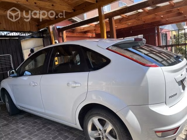 Vendo Ford Focus 1.6 año 2010, 165.000 kilómetros
