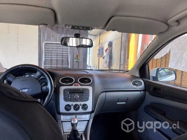 Vendo Ford Focus 1.6 año 2010, 165.000 kilómetros