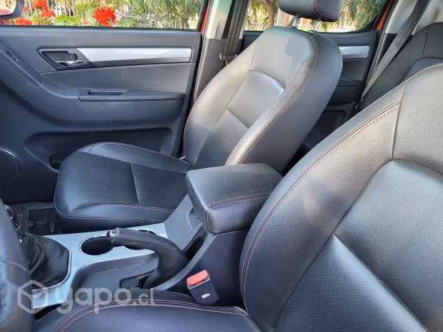 Vendo Camioneta, solo de uso personal.Mantencion s