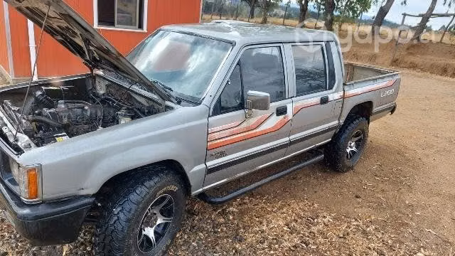 Vendo camioneta 4x4 Mitsubishi