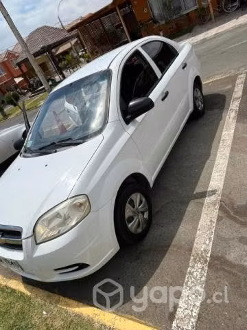 Vendo aveo 2012