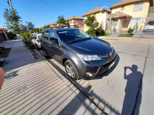 Toyota rav4 automática, 4x2 año 2015