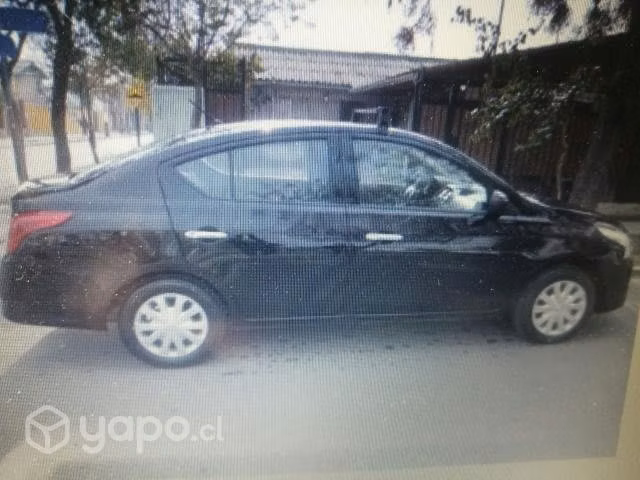 Nissan versa 2018