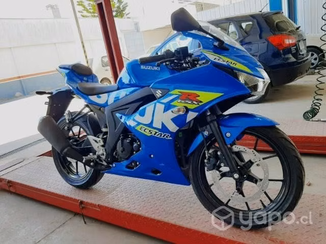 Suzuki GSXR 150 - 2900km