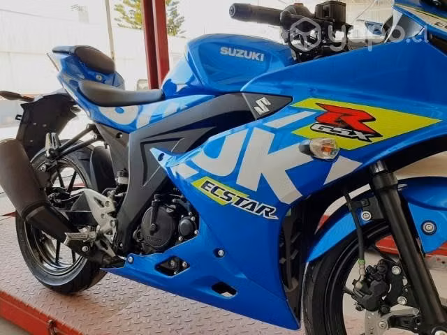 Suzuki GSXR 150 - 2900km