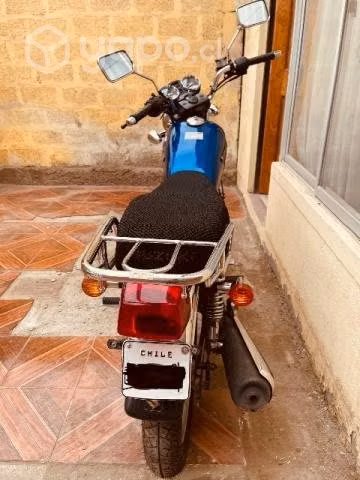 Moto Suzuki GN125H - A toda prueba