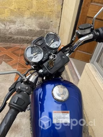 Moto Suzuki GN125H - A toda prueba