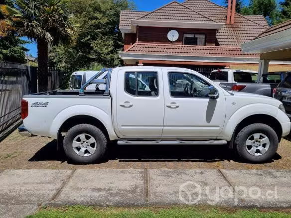 Nissan navara 2013