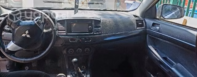 Lancer 2009 con extras
