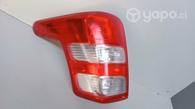 Foco Mitsubishi l200 dmg repuestos 5.55