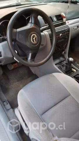 Mazda 3 sedan 1.6