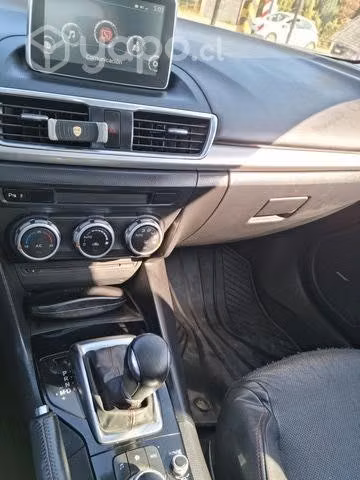 Mazda 3 2015