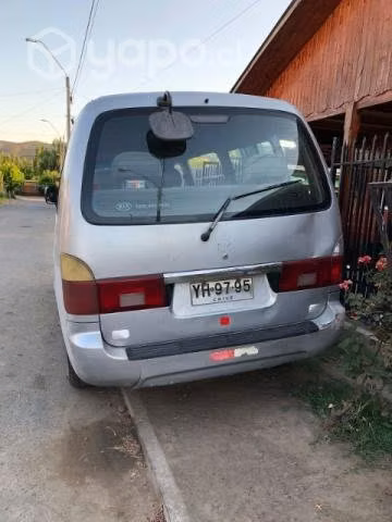 Furgón kia Besta