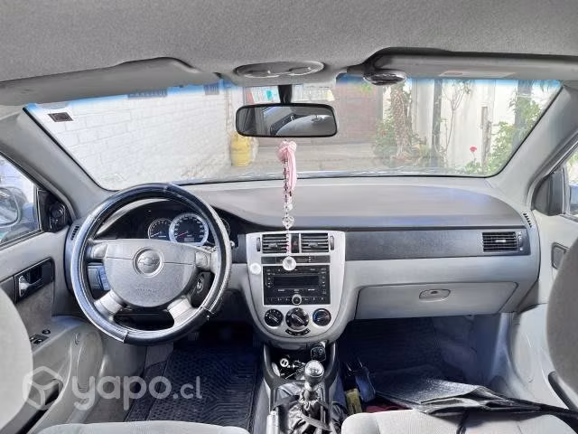 Chevrolet optra 2012 - Imagen 4
