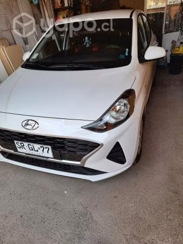 Hyundai i10 sedan, aire acondicionado, full