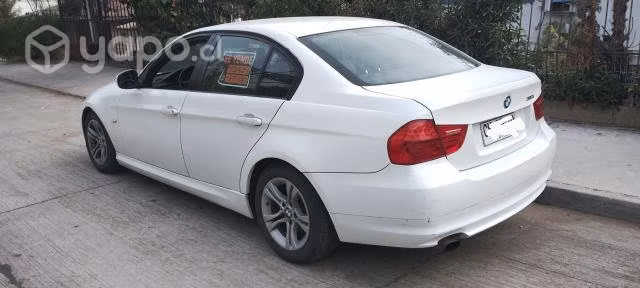 Bmw 318i 2010