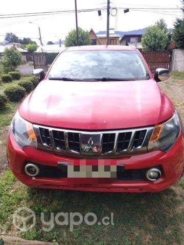 Mitsubishi L200 Turbo Diesel 4x4 mecánica - Imagen 10