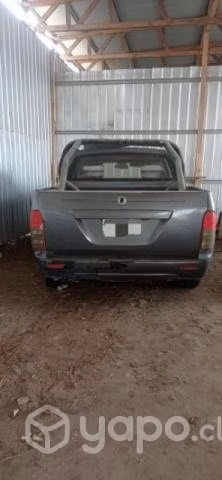 Camioneta Ssangyong Action SPORT 2 0