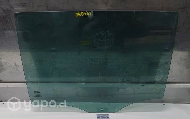Vidrio Puerta Trasera Izquierda Mazda BT50