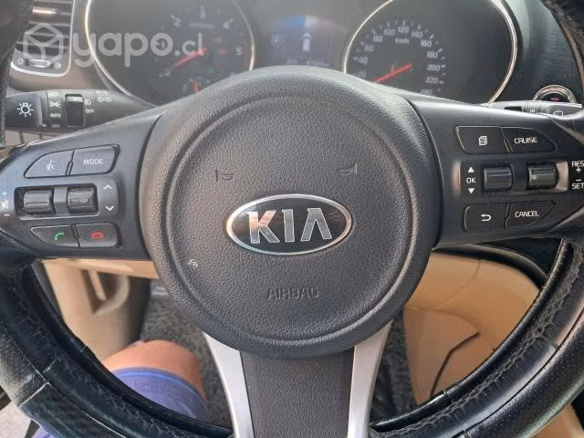 Kia New carnival año 2016