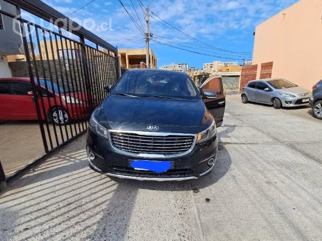 Kia New carnival año 2016