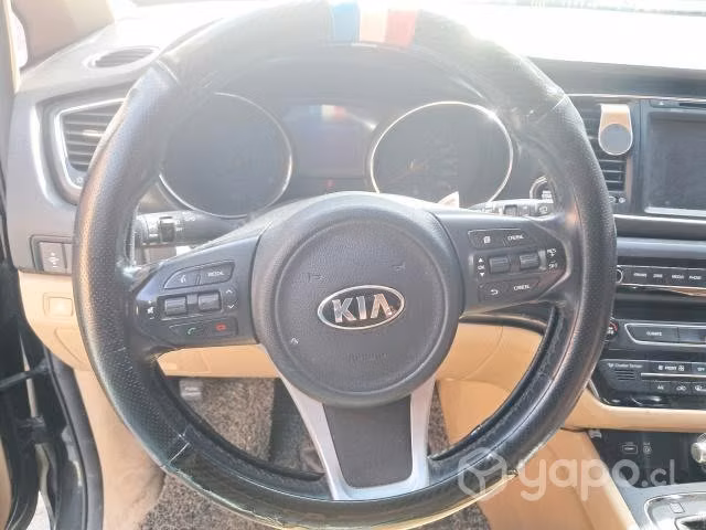 Kia New carnival año 2016