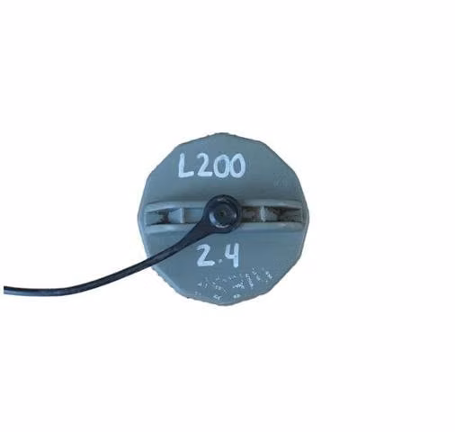 Tapa de Combustible Interior Mitsubishi New L200