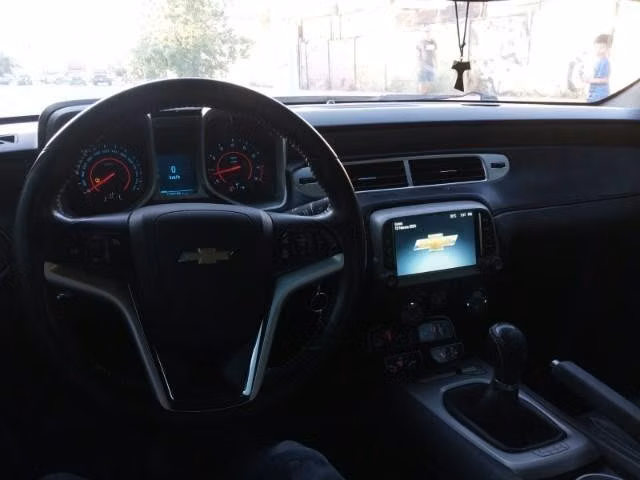Vendo Chevrolet Camaro