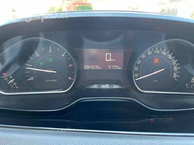 Peugeot 208 diesel 2019 - Imagen 2