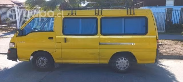 Mitsubishi L300 (sin restricción vehicular) - Imagen 2