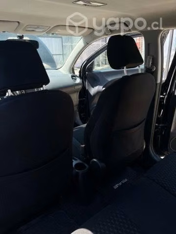 Toyota urban cruiser 2012